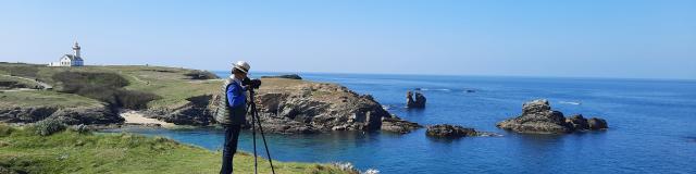 Nature Pointe Des Poulains Sauzon Printemps Le Phare Des Poulains ©karine Piquet 2021 (1)