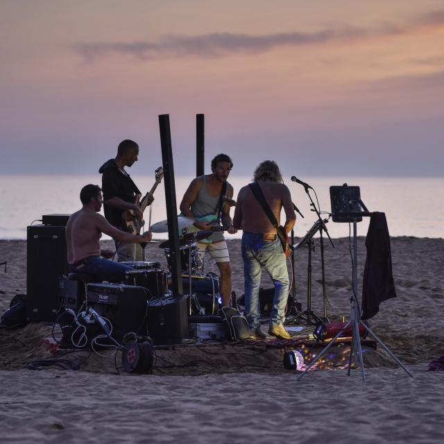 Changer De Rythme, Sortir festivals, concerts, évènements, Plage De Donnant ,Belle île en mer, île de Bretagne, Bretagne sud, au large du Golfe du Morbihan