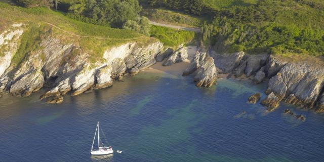 Changer De Rythme, Océan profiter de l'océan, plaisance à Belle-Île, Port Victoria Locmaria été Voilier ©philippe Ulliac 2009