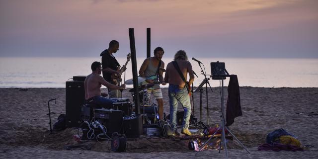 Changer De Rythme, Sortir, festivals, concerts, évènements, Océan profiter de l'océan, Plages, partir à la plage, Plage De Donnant, Sauzon ,Belle île en mer, île de Bretagne, Bretagne sud, au large du Golfe du Morbihan