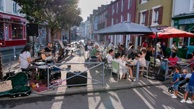 Sortir - festivals, bars, apéros, évènements, Prendre le temps - marchés, cafés, terrasses, Belle île en mer, île de Bretagne, Bretagne sud, au large du Golfe du Morbihan