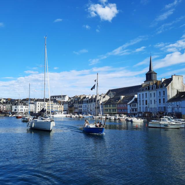 Venir à Belle-Île, traversées lignes régulières, Belle île en mer, île de Bretagne, Bretagne sud, au large du Golfe du Morbihan