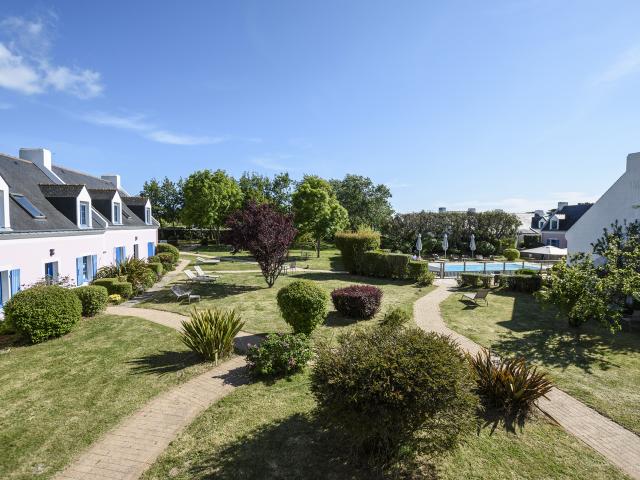 3 Hôtel La Désirade Vue D'ensemble Maison Locmaria Réduite