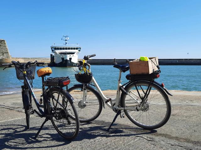 Randos Et Balades à Vélo à Belle île, la plus grande des îles bretonne, en Bretagne Sud