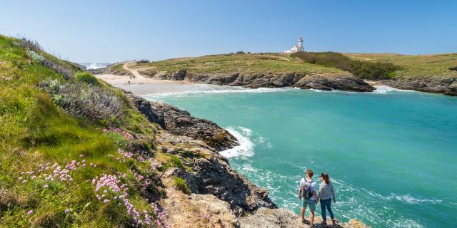 Histoire - Patrimoine bâti, menhirs, acadiens, mur de l'Atlantique, villages Nature - île photogénique Océan - Profiter de l'Océan Plages - Partir à la plage, Bretagne sud, au large du Golfe du Morbihan