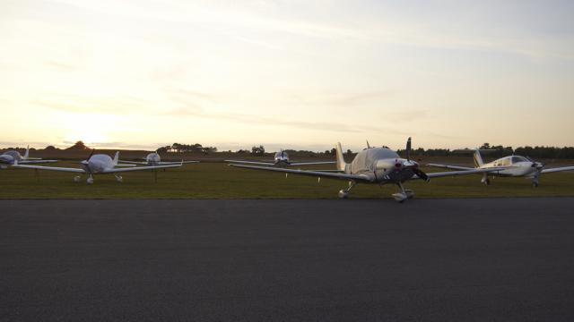 bretagne-sud-golfe-du-morbihan-belle-ile-aviation-aerodrome-philippe-ulliac.jpeg