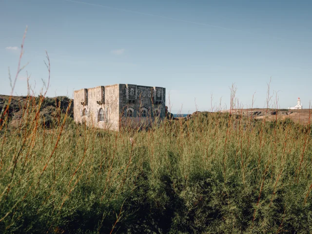 Histoire - Patrimoine bâti, menhirs, acadiens, mur de l'Atlantique, villages, Belle île En Mer, île De Bretagne, Bretagne Sud, Au Large Du Golfe Du Morbihan