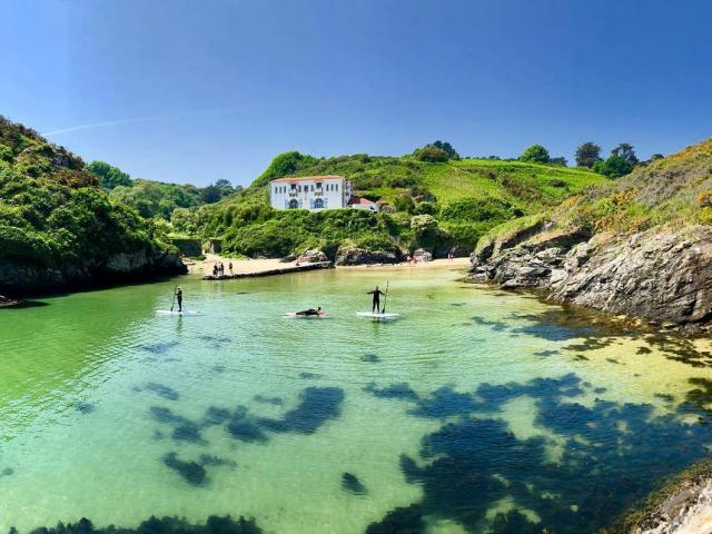 Sport Se Dépasser, Océan, Plages, Belle île En Mer, île De Bretagne, Bretagne Sud, Au Large Du Golfe Du Morbihan